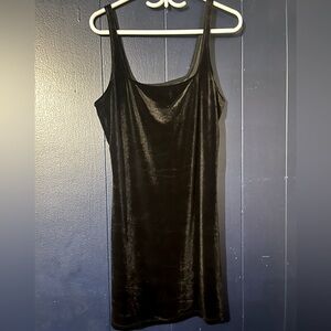 URBAN OUTFITTERS velvet mini dress